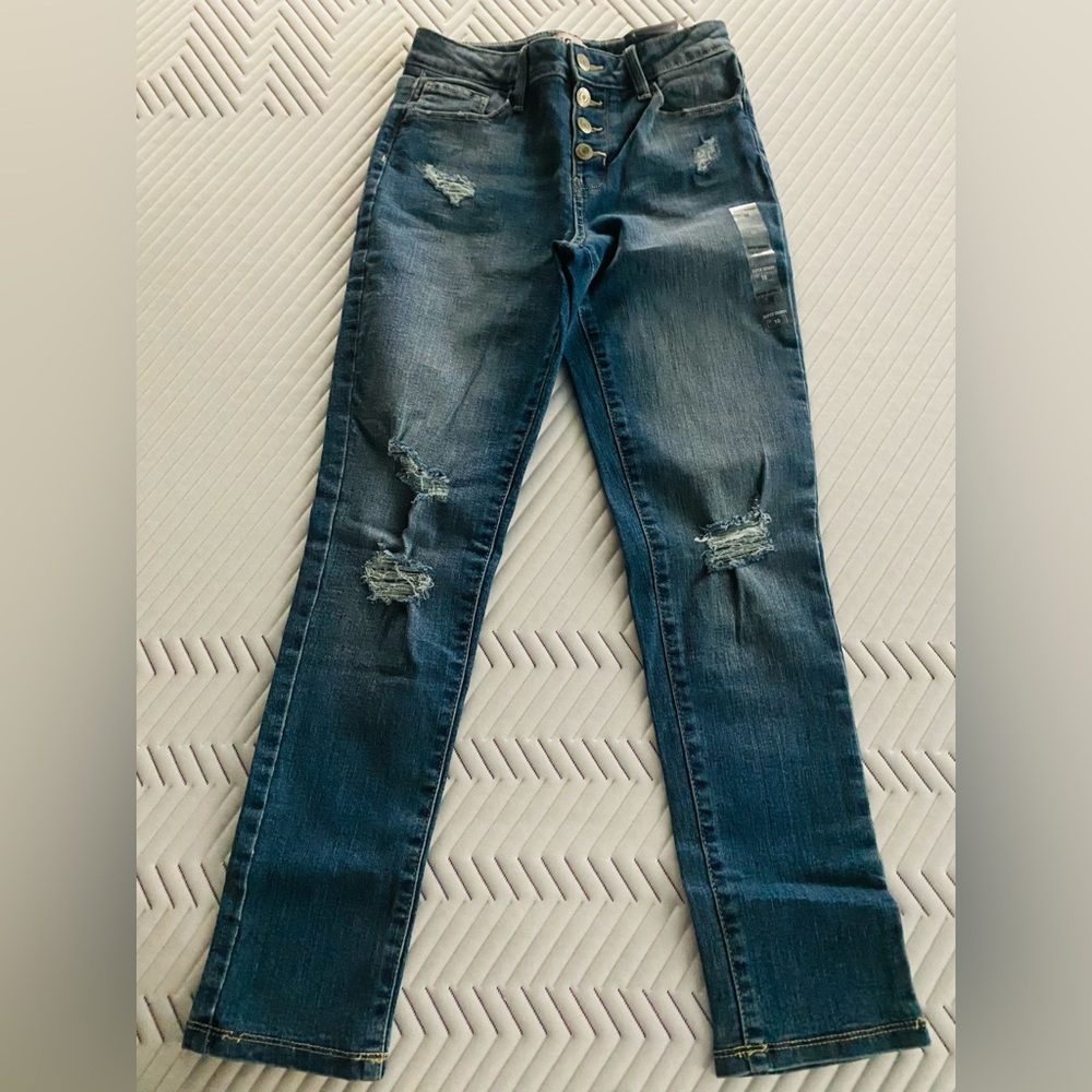 So Skinny Jeans Girls